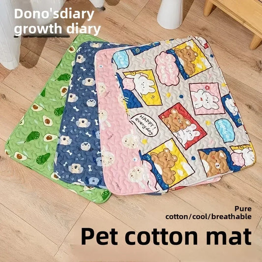 The new pet sleeping mat is cool and comfortable in summer. It is suitable for large, medium and small cats and dogs to sleep in