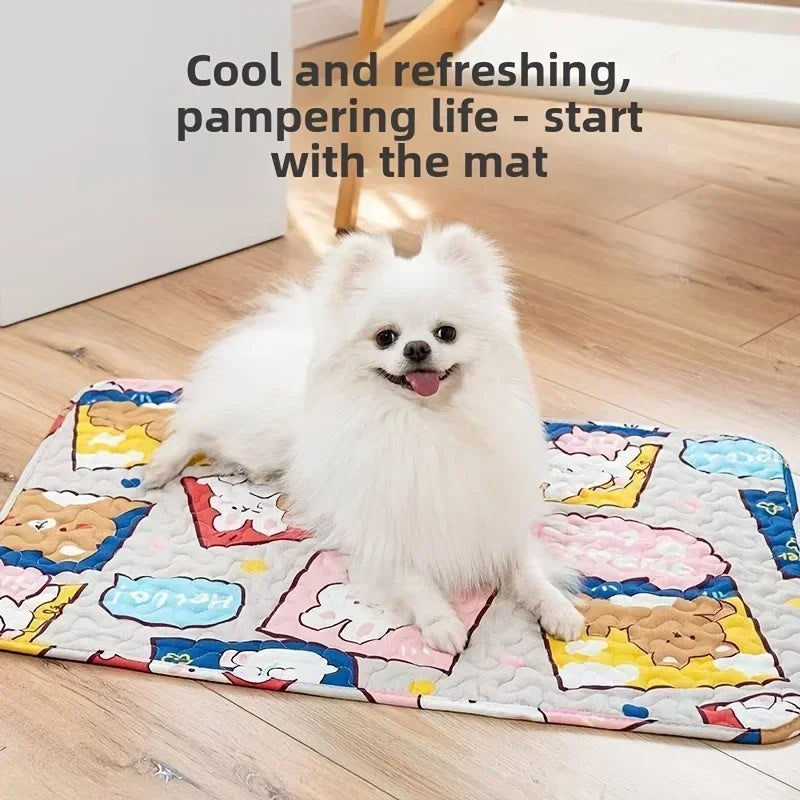 The new pet sleeping mat is cool and comfortable in summer. It is suitable for large, medium and small cats and dogs to sleep in